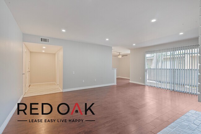 Foto del edificio - ~2 Weeks FREE~ One of a Kind, Spacious Thr...