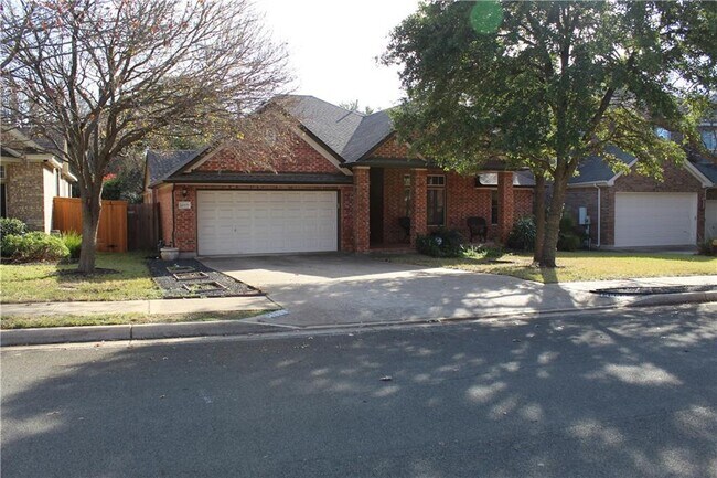 Building Photo - 14909 Calaveras Dr