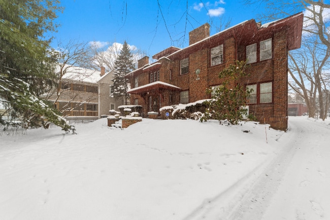 Building Photo - 14308 Superior Rd