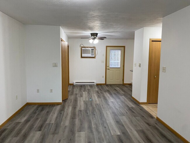Foto del edificio - Spacious & Well-Maintained 1-Bedroom Apartment in New Bremen!