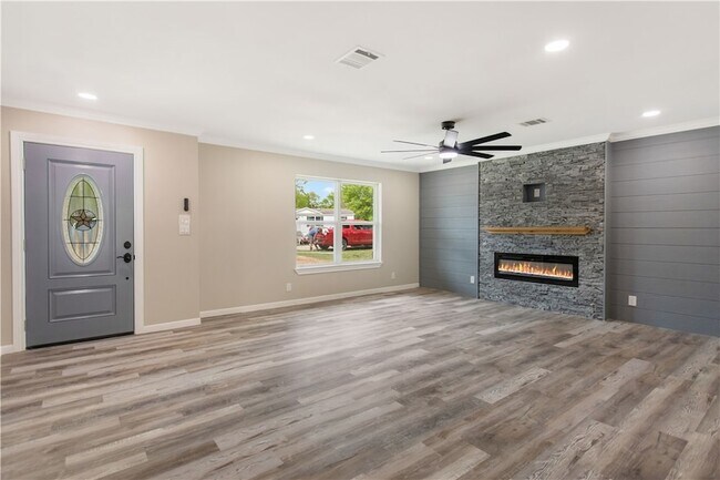 Foto del edificio - 904 Westview Cir