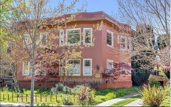 Building Photo - 2632 Hillegass Ave