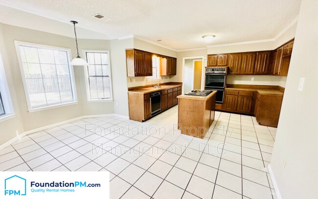 Building Photo - 7801 Buck Ridge Cove