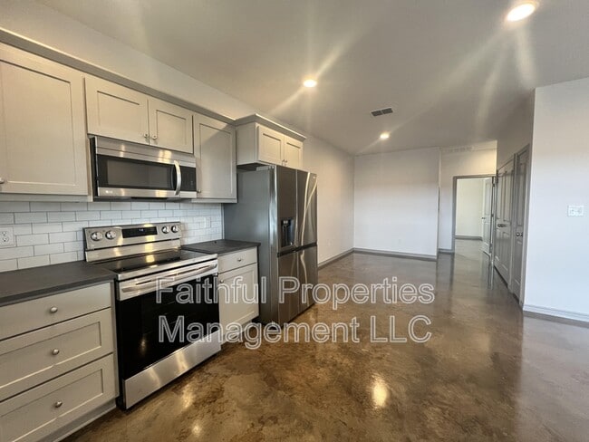 Foto del edificio - 14215 County Rd 452