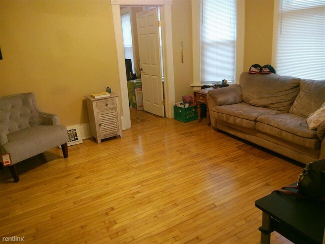 Foto del edificio - 2 br, 1 bath Duplex - 1628 E Belleview Pl ...