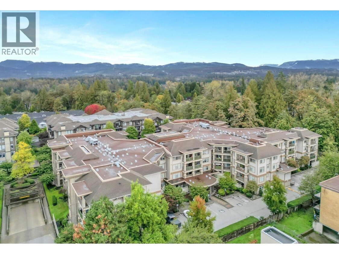 Primary Photo - 12248-12224 224 St