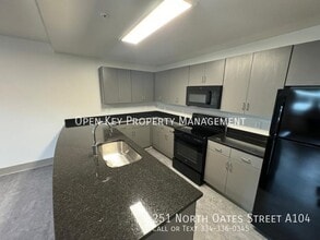 Building Photo - 251 N Oates St