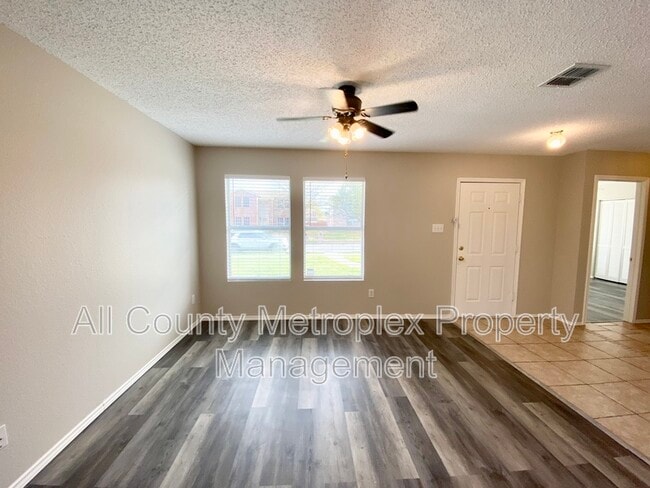 Building Photo - 1302 Windward Ln