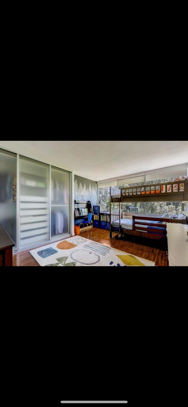 Foto del edificio - 400 Davey Glen Rd