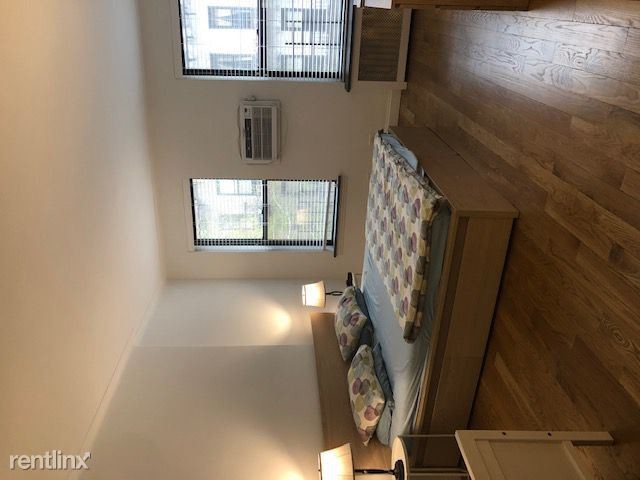 Foto del edificio - 331 E 58th St