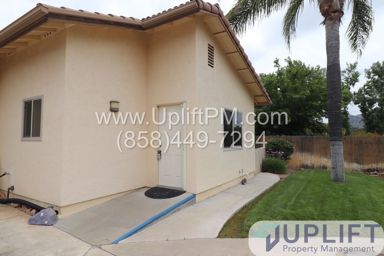 Foto principal - 1 bed 1 bath 810 sqft ADU in San Diego Cou...