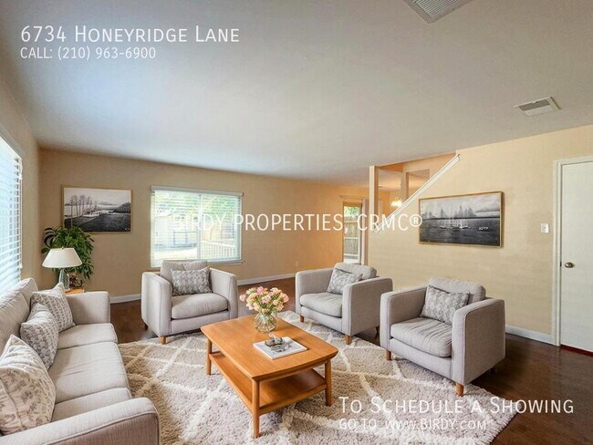 Foto del edificio - 6734 Honeyridge Ln