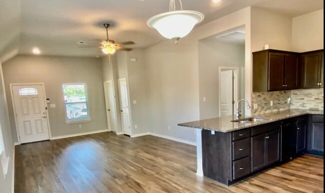 Living Area - 1512 Dansby St