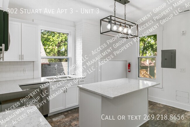 Foto del edificio - 302 Stuart Ave