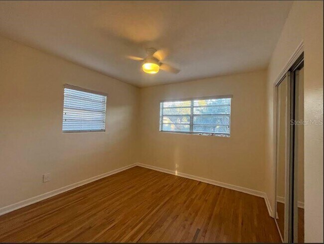 Foto del edificio - 1315 E Central Blvd