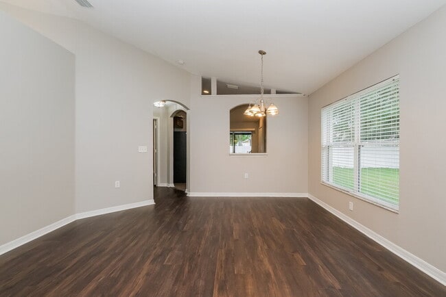 Foto del edificio - 18530 Kentisbury Ct