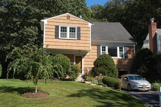 Building Photo - 18 Coralyn Ave