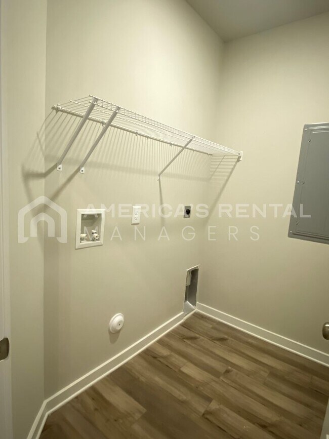Building Photo - Home for Rent in Clanton, AL!!! Available ...