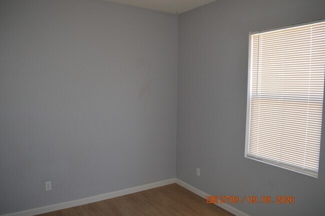Building Photo - 5305 Cottage Cove Dr