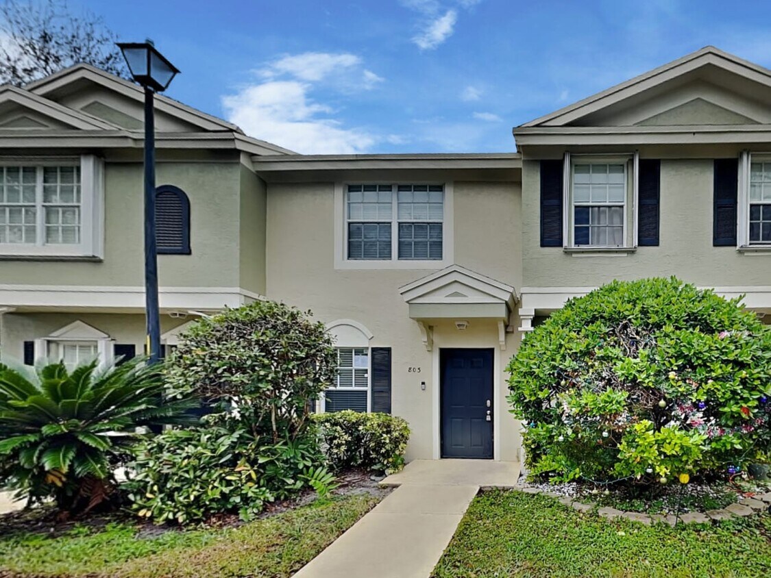 Foto principal - 803 Kokomo Key Ln