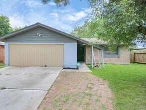 Building Photo - 4803 Beechaven St