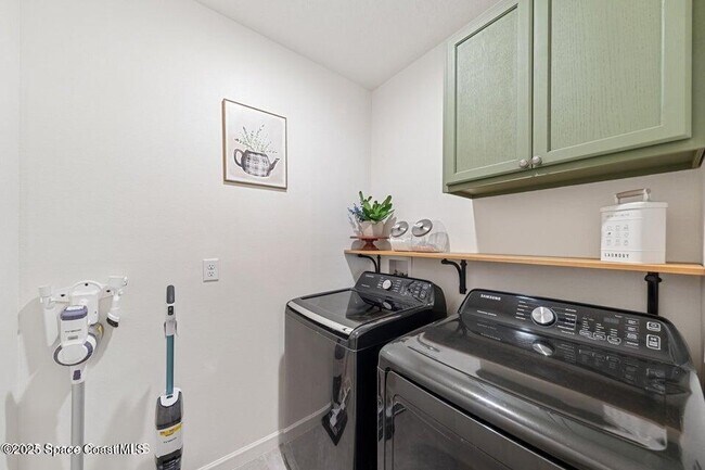Foto del edificio - 5071 Talbot Blvd