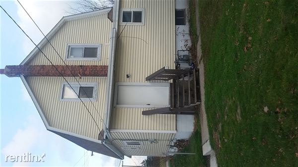 Building Photo - 3037 24th St