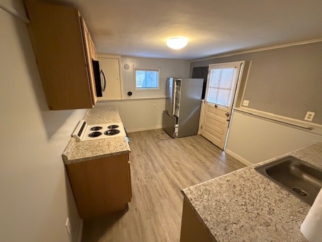 Foto del edificio - 8 Spencer Ave