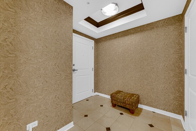 Building Photo - 425 Benjamin Dr