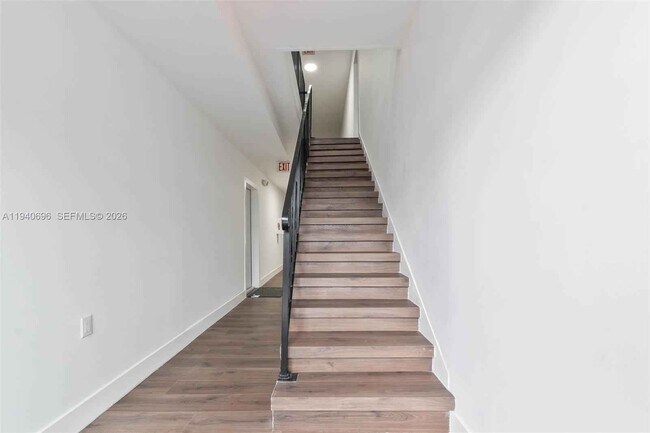 Foto del edificio - 858 NW 3rd St