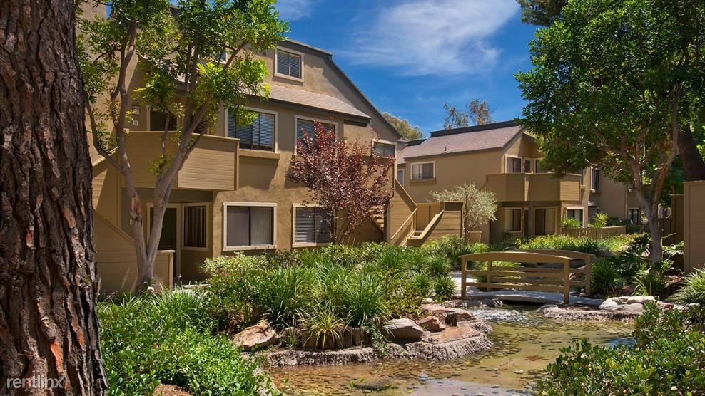 Building Photo - 32 Riverrun