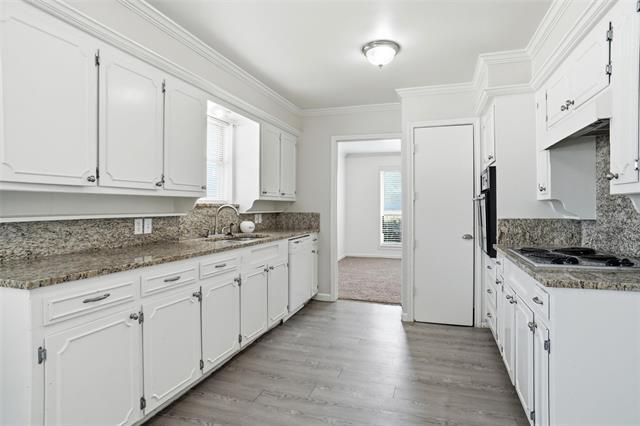 Foto del edificio - 6200 Trail Lake Dr