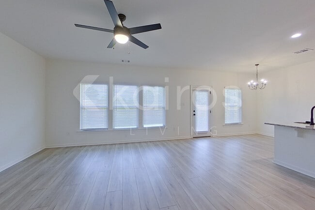 Foto del edificio - 300 Carencro St