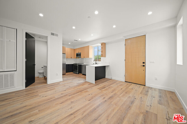 Foto del edificio - 1520 Magnolia Ave