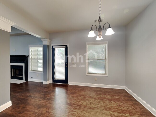 Foto del edificio - 2575 Dolostone Way