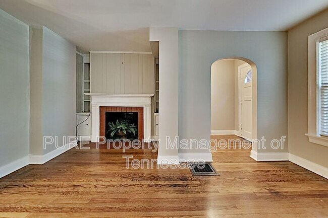 Building Photo - 1717 Temple Ave