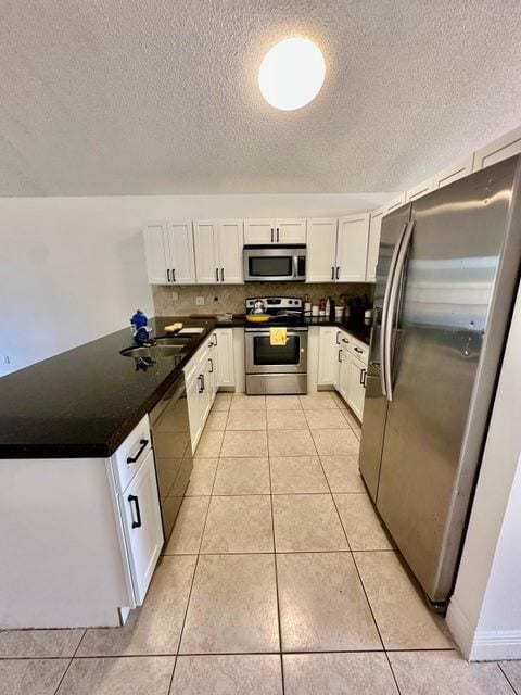 Foto del edificio - 22449 Middletown Dr