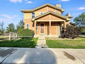 Building Photo - 10535 Rutledge St
