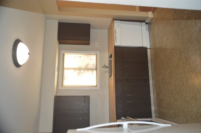 Building Photo - 1108 Stonington Ct