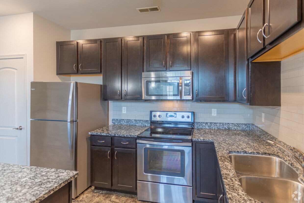 The Enclave Apartments in Sharonville, OH