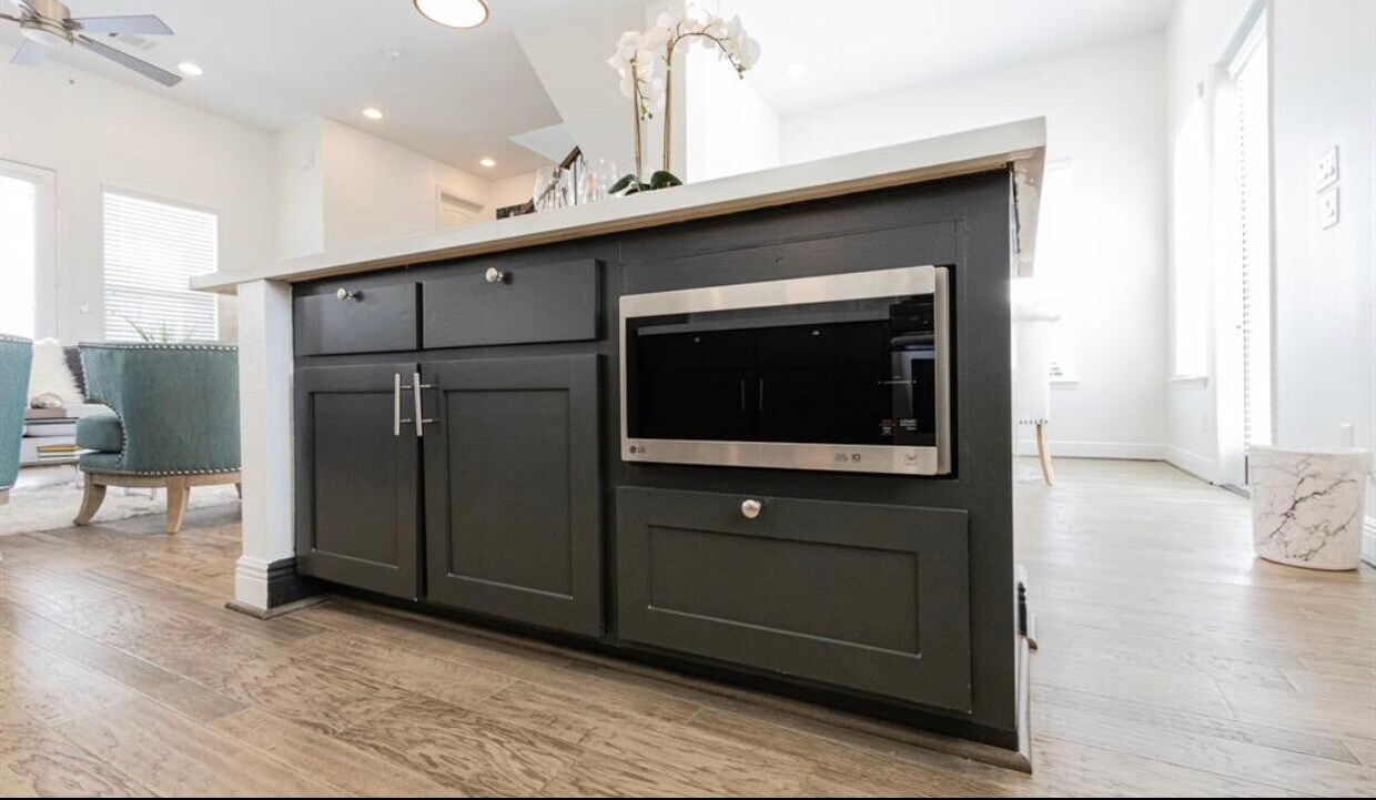 Foto principal - 2718 McGowen St