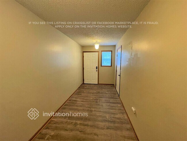 Foto del edificio - 6515 Merrimac Ln N