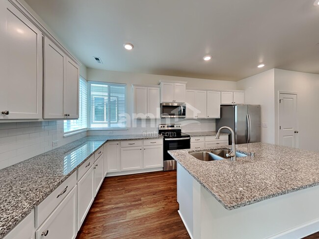 Building Photo - 13704 107th Ave Ct E