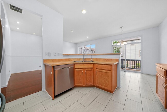 Building Photo - 303 Sype Dr