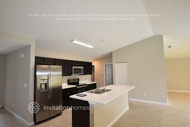 Foto del edificio - 2078 SW Savage Blvd