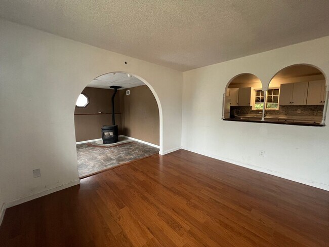 Foto del edificio - 11759 Gable Ave SW