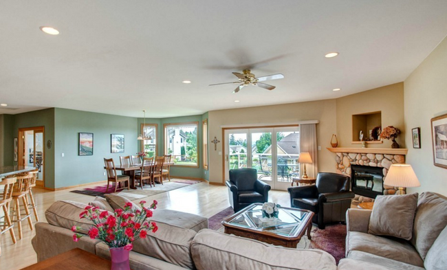 Building Photo - Beautiful 4 Bedroom Home