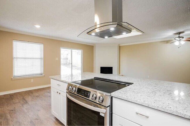 Foto del edificio - 5415 Vermillion Trail