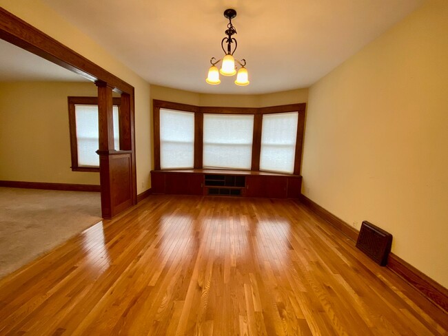 Foto del edificio - Four Bedroom Two Bath House in Battle Creek!