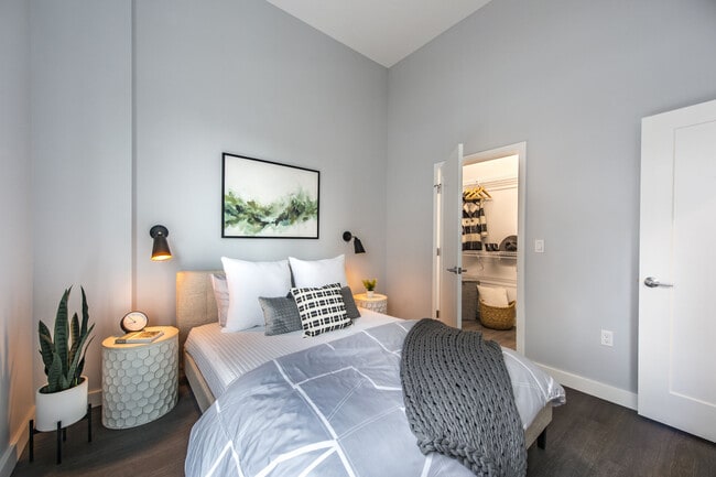 Ample Closet Space - 201 Canal
